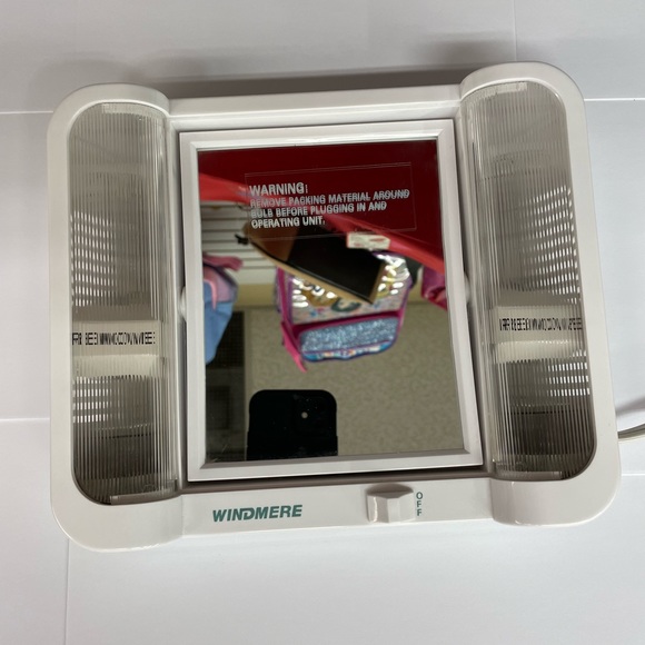 Brand New In Box Make-Up Mirror - Picture 2 of 5